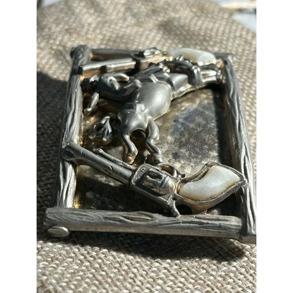 Vintage Rare Rodeo Cowboy Colt Revolvers Pat Pending Belt Buckle Bronco 3-D - Picture 5 of 9